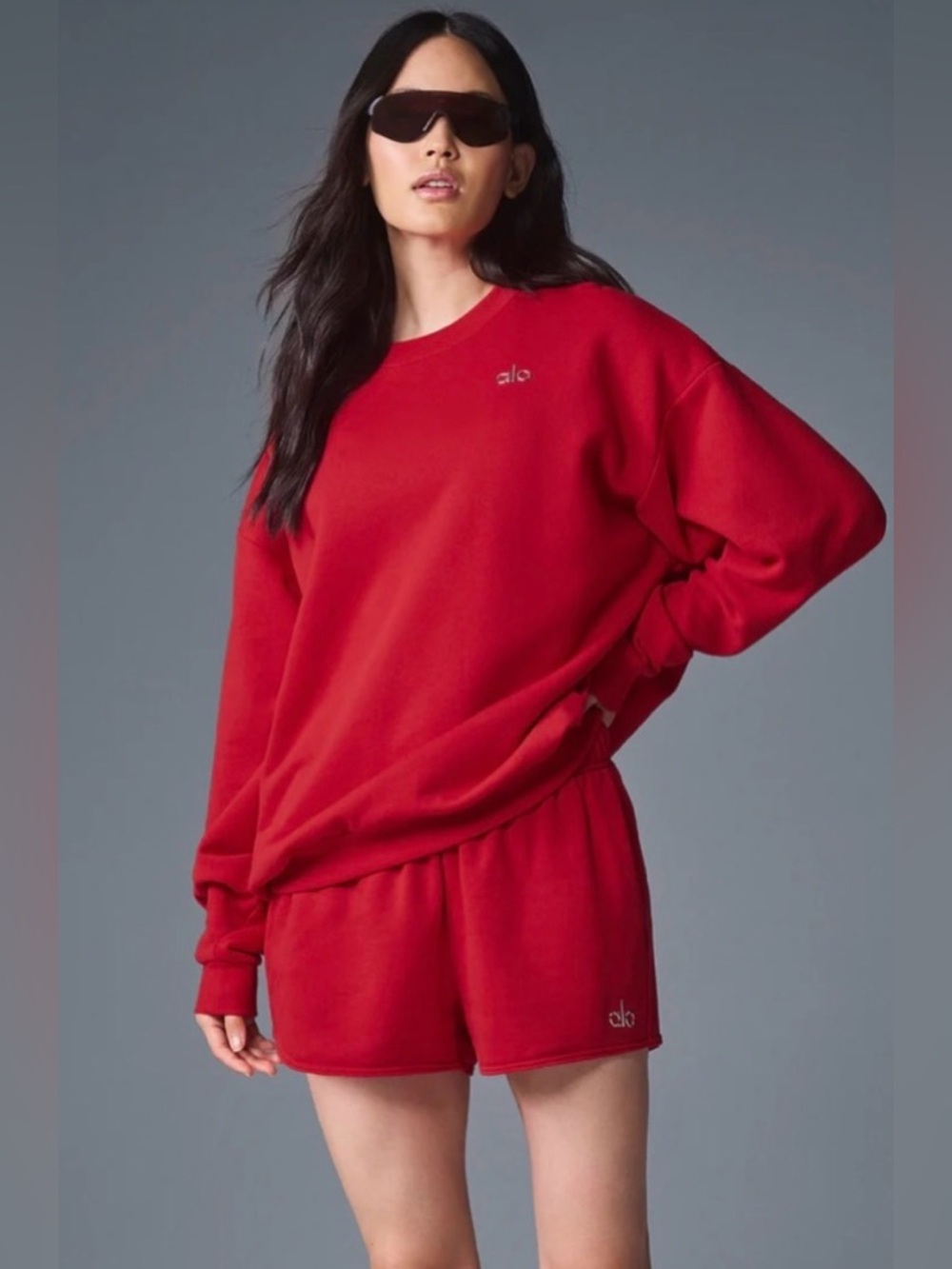 Alo Yoga Bold Red Accolade Crewneck Sweatshirt Size Medium